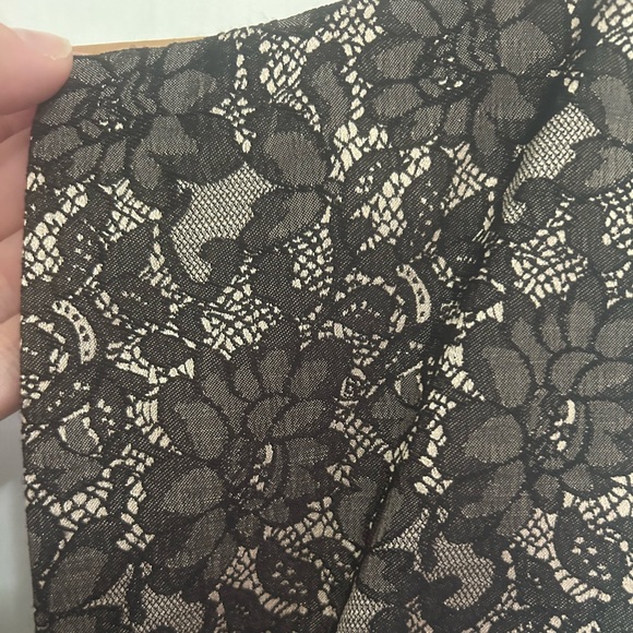 Adrianna Papell size 10 black and gold formal dress w/ flattering waist … - Picture 6 of 11